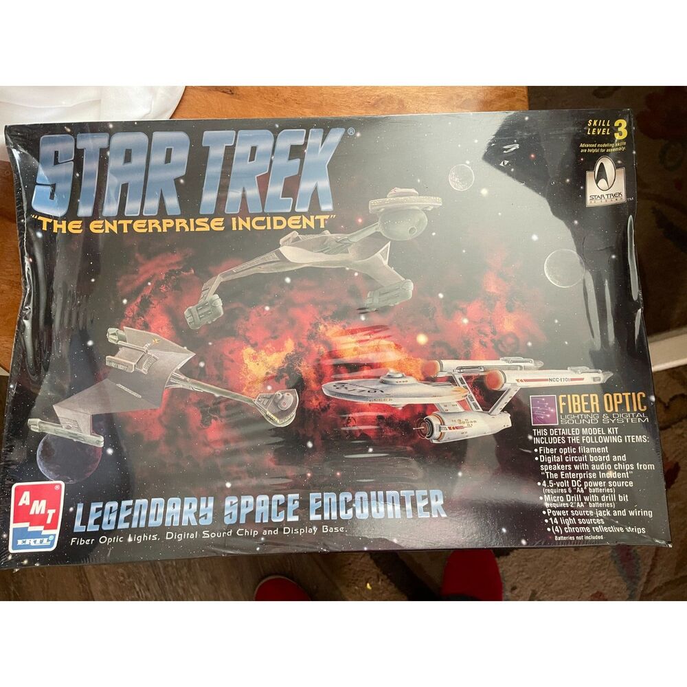 New AMT STAR TREK "ENTERPRISE INCDIENT" LEGENDARY SPACE ENCOUNTER w FIBER OPTICS
